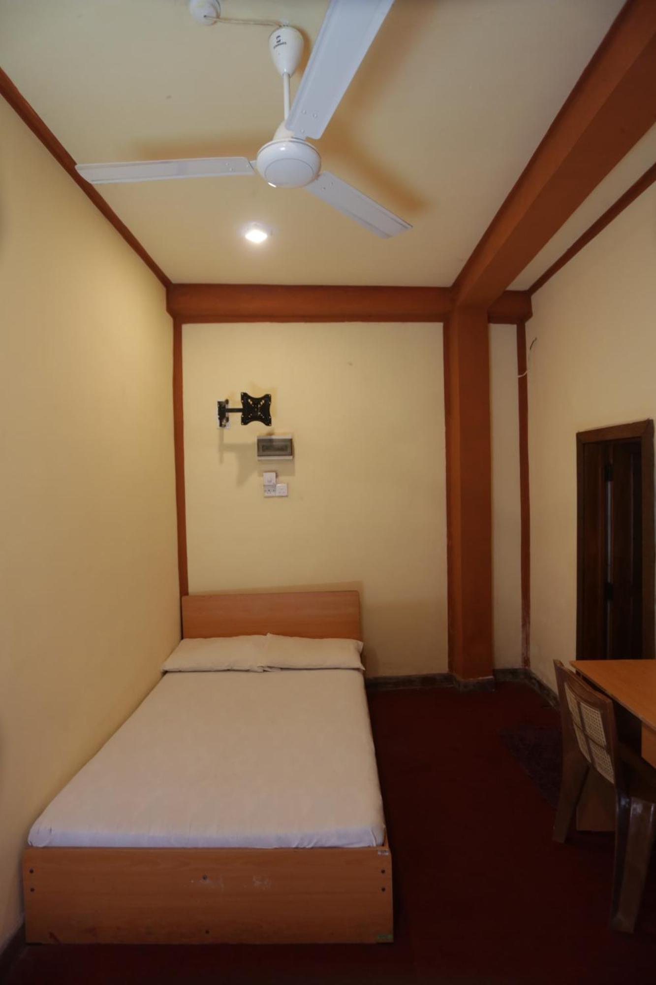 Cinnamon Airport Residencies Katunayaka Esterno foto
